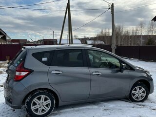2020 Nissan Note II Рестайлинг, серый, 1150000 рублей, вид 4