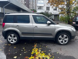 2012 Skoda Yeti I, бежевый, 650000 рублей, вид 3