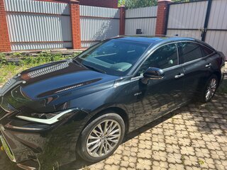 2023 Toyota Avalon V, чёрный, 6900000 рублей, вид 3
