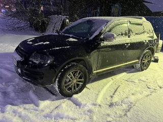 2004 Volkswagen Touareg I, чёрный, 1100000 рублей, вид 3