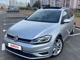 2019 Volkswagen Golf VII Рестайлинг, серебристый, 1430000 рублей, вид 2