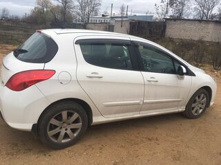 2012 Peugeot 308 I Рестайлинг, белый, 600000 рублей, вид 2