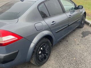 2006 Renault Megane II Рестайлинг, серый, 350000 рублей, вид 2