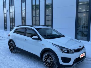 2020 Kia Rio X-Line IV, белый, 2000000 рублей, вид 2