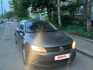 2013 Volkswagen Jetta VI, серый, 850000 рублей, вид 1