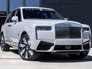 2025 Rolls-Royce Cullinan I Рестайлинг (Series II), серебристый, 48296987 рублей, вид 4