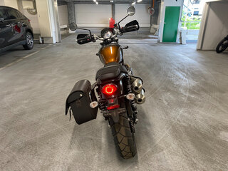 2024 Triumph Scrambler, чёрный, 1050000 рублей, вид 3
