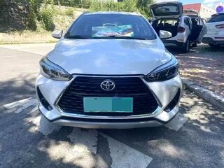 2022 Toyota Yaris L X XP150 Рестайлинг, белый, 1301000 рублей, вид 2