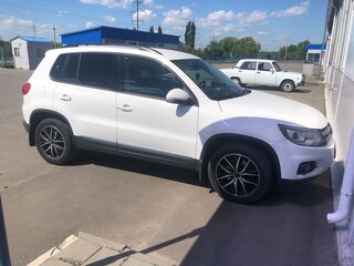 2012 Volkswagen Tiguan I Рестайлинг, белый, 1250000 рублей, вид 1