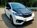 2017 Honda Fit III Рестайлинг, белый, 1200000 рублей - вид 1