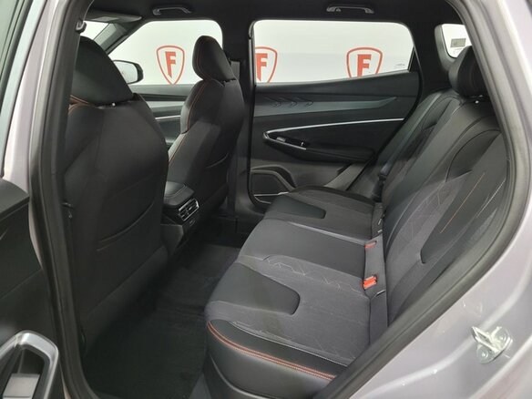 2026 Geely Cityray, серебристый, 2954990 рублей - вид 5