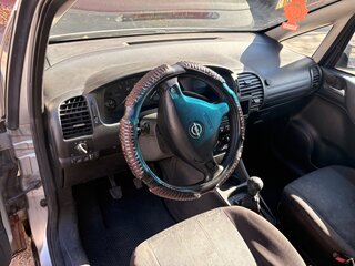 2000 Opel Zafira A, серебристый, 240000 рублей, вид 5
