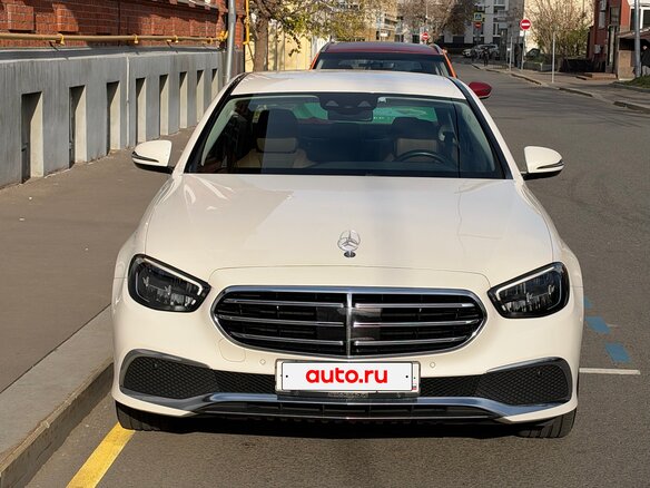 2021 Mercedes-Benz E-Класс 300 d V (W213, S213, C238) Рестайлинг, белый, 4900000 рублей - вид 1