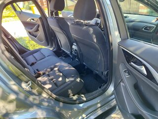 2016 Infiniti Q30, серый, 2150000 рублей, вид 5