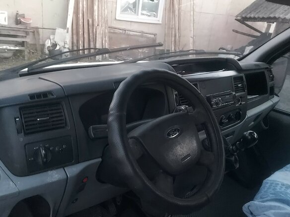 2010 Ford Transit, белый, 820000 рублей - вид 5