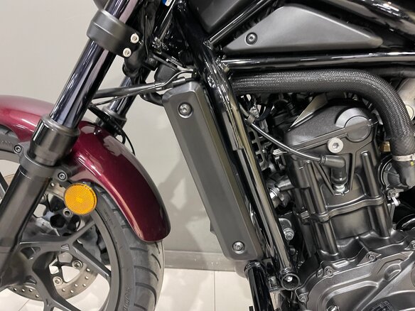 2022 Honda CMX 1100 Rebel, пурпурный, 899000 рублей - вид 8