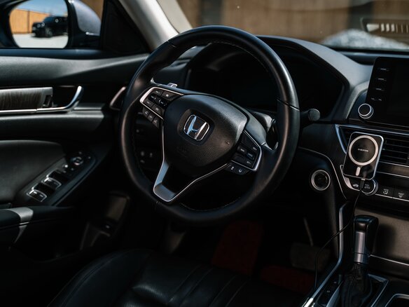 2019 Honda Accord X, серый, 2590000 рублей - вид 6
