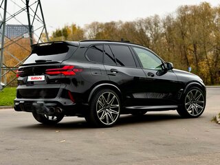 2023 BMW X5 M Competition III (F95) Рестайлинг, чёрный, 15800000 рублей, вид 2