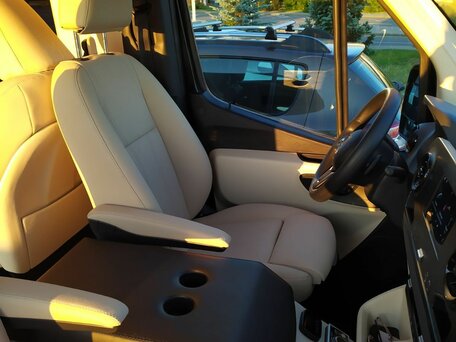 2018 Mercedes-Benz Sprinter, чёрный, 6064629 рублей, вид 2
