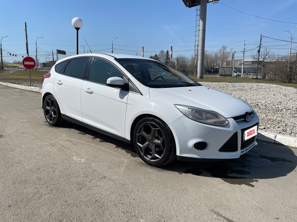 2012 Ford Focus III, белый, 720000 рублей - вид 3