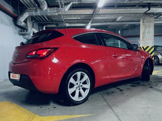 2012 Opel Astra GTC J Рестайлинг, красный, 650000 рублей, вид 5