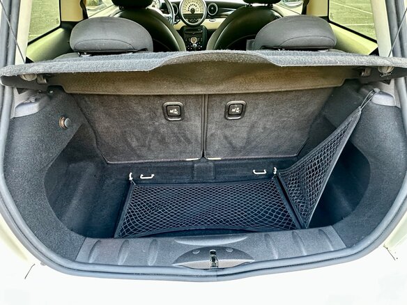 2011 Mini Hatch Cooper II (R56) Рестайлинг, белый, 930000 рублей - вид 10
