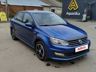 2018 Volkswagen Polo V Рестайлинг, синий, 850000 рублей, вид 1