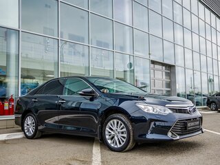 2015 Toyota Camry VII (XV50) Рестайлинг, чёрный, 2098000 рублей, вид 1