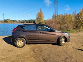 2015 Hyundai Solaris I Рестайлинг, коричневый, 1350000 рублей, вид 5