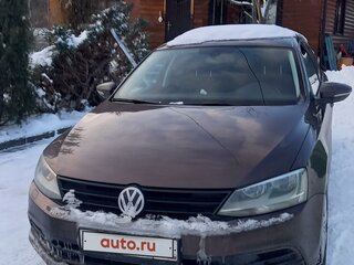 2015 Volkswagen Jetta VI Рестайлинг, коричневый, 1050000 рублей, вид 2