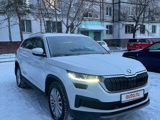 2022 Skoda Kodiaq I Рестайлинг, белый, 3117000 рублей, вид 3