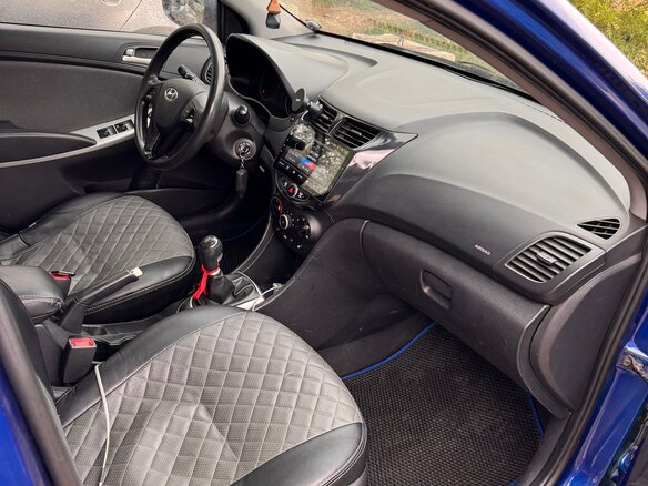 2012 Hyundai Solaris I, синий, 680000 рублей - вид 8