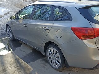 2013 Kia Ceed II, серый, 960000 рублей, вид 4