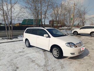 2003 Toyota Corolla Fielder IX (E120, E130), белый, 666000 рублей, вид 2