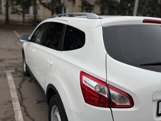 2010 Nissan Qashqai+2 I Рестайлинг, белый, 1250000 рублей, вид 5
