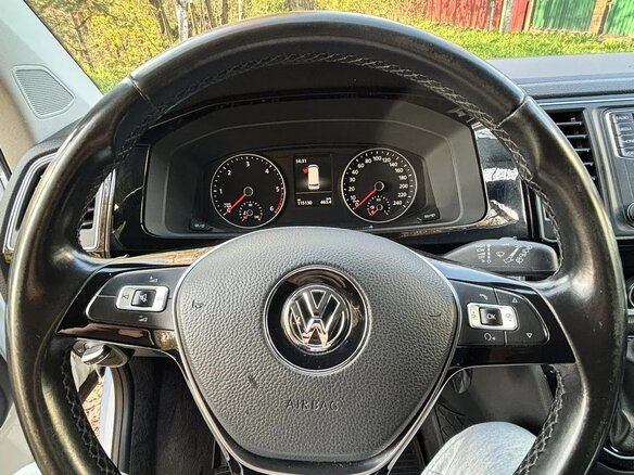 2015 Volkswagen Multivan T6, белый, 4200000 рублей - вид 9