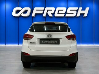 2015 Hyundai ix35 I Рестайлинг, белый, 1650000 рублей, вид 4