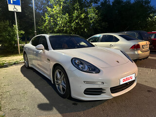 2013 Porsche Panamera 4S I Рестайлинг, белый, 4200000 рублей, вид 4