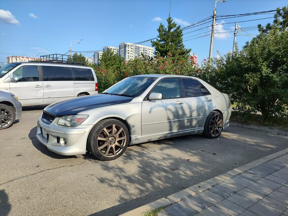 2001 Toyota Altezza, серый, 950000 рублей
