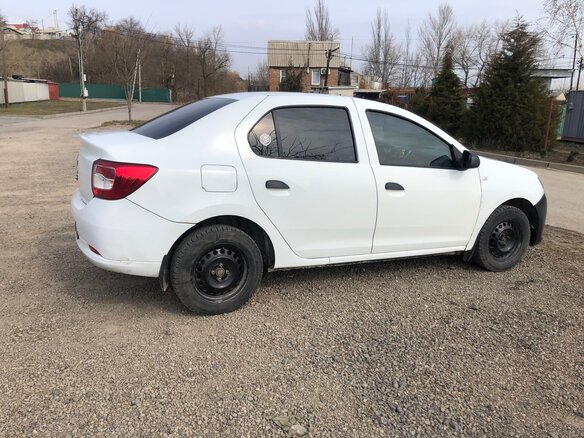 2014 Renault Logan II, белый, 500000 рублей - вид 6
