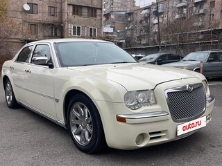 2004 Chrysler 300C I, белый, 1450000 рублей, вид 4