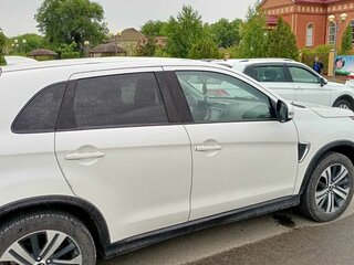 2020 Mitsubishi Outlander Sport I Рестайлинг 3, белый, 2350000 рублей, вид 3