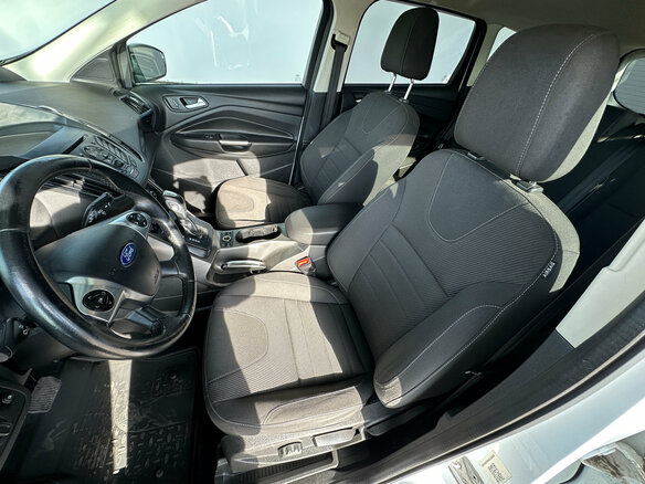 2016 Ford Kuga II, белый, 1190000 рублей - вид 17