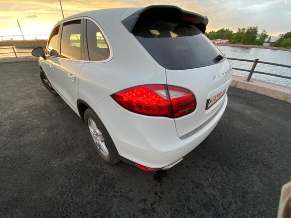 2012 Porsche Cayenne Diesel II (958), белый, 2590000 рублей - вид 12