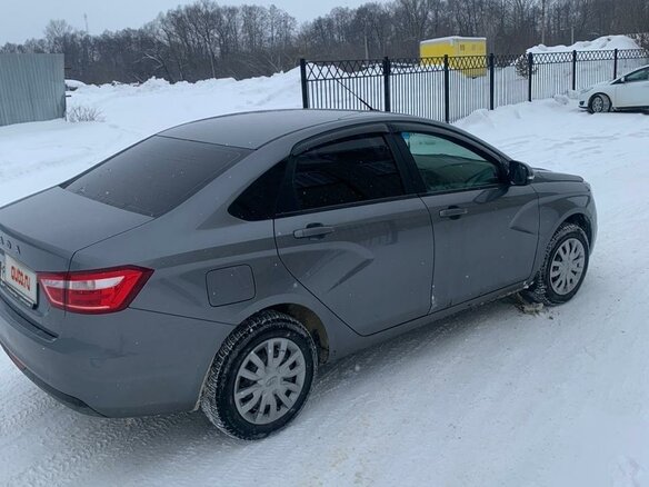 2019 Lada (ВАЗ) Vesta I, серебристый, 850000 рублей - вид 2