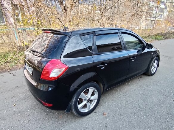 2011 Kia Ceed I Рестайлинг, чёрный, 780000 рублей - вид 5