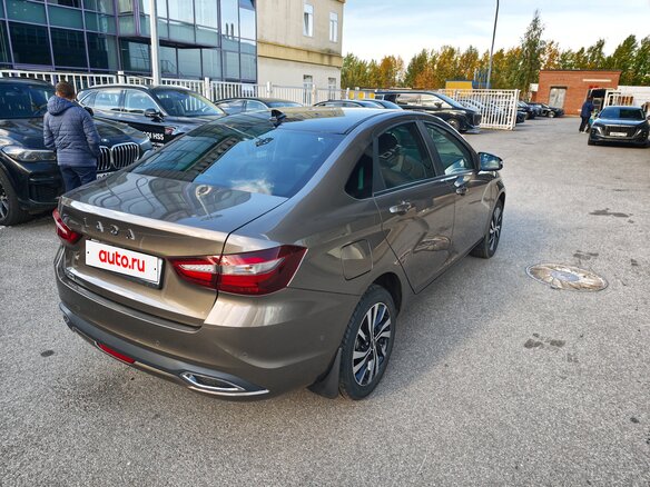 2025 Lada (ВАЗ) Vesta I Рестайлинг (NG), коричневый, 1540000 рублей - вид 4