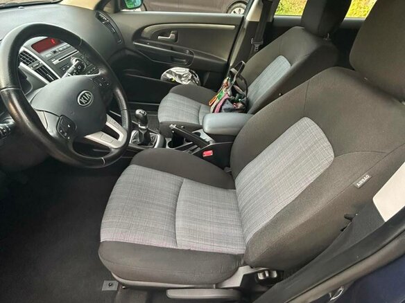 2010 Kia Ceed I Рестайлинг, синий, 1050000 рублей - вид 11