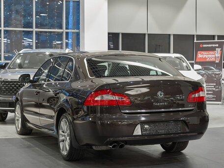 2012 Skoda Superb II, коричневый, 1049000 рублей, вид 4