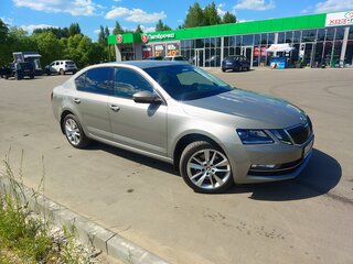 2018 Skoda Octavia III (A7) Рестайлинг, бежевый, 2400000 рублей, вид 4